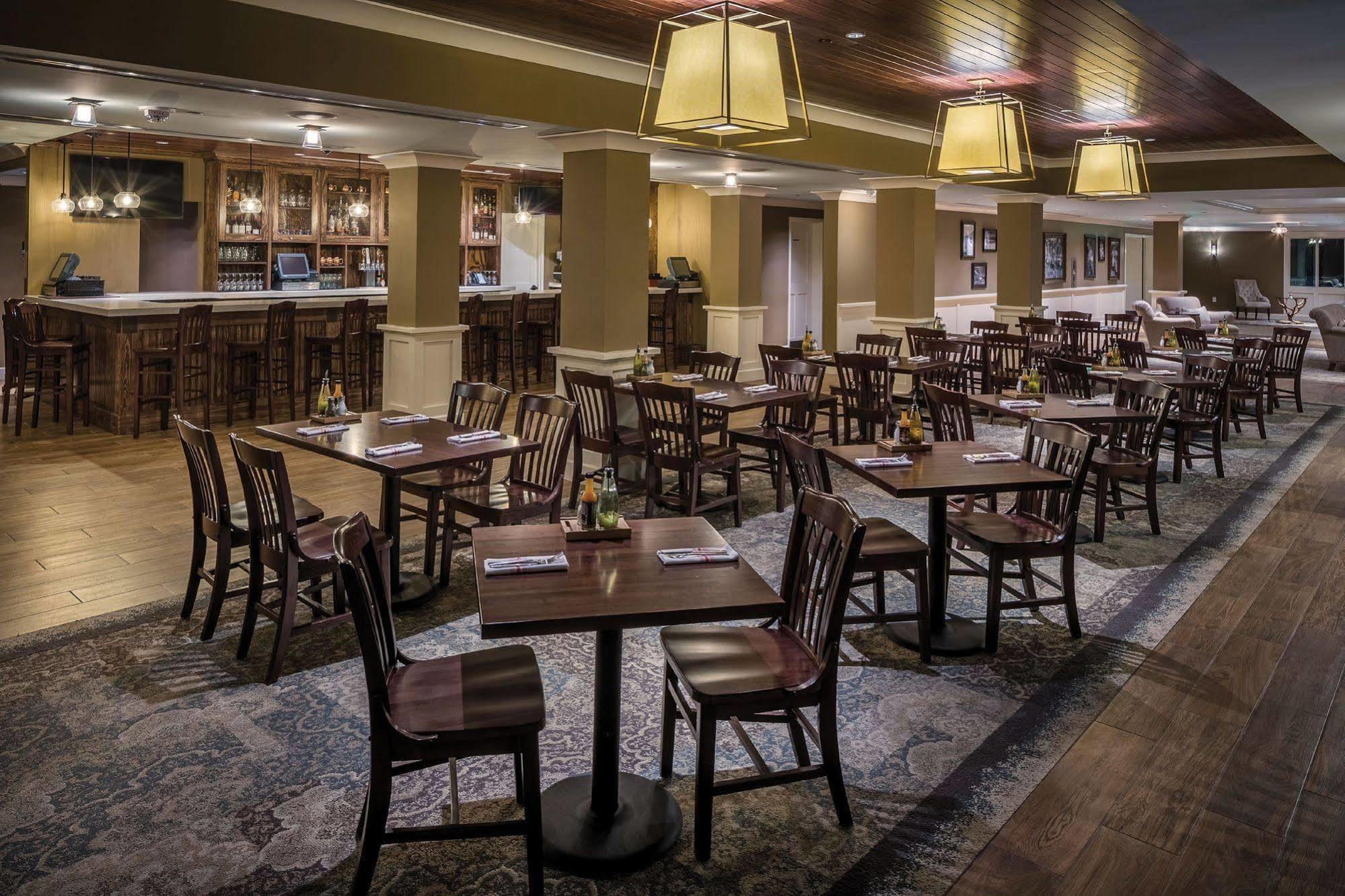 Village Hotel On Biltmore Estate 애쉬빌 외부 사진